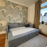 Sadebo Apartments Wave 6 Gaeste 2 Schlafzimmer 1 Wohnzimmer
