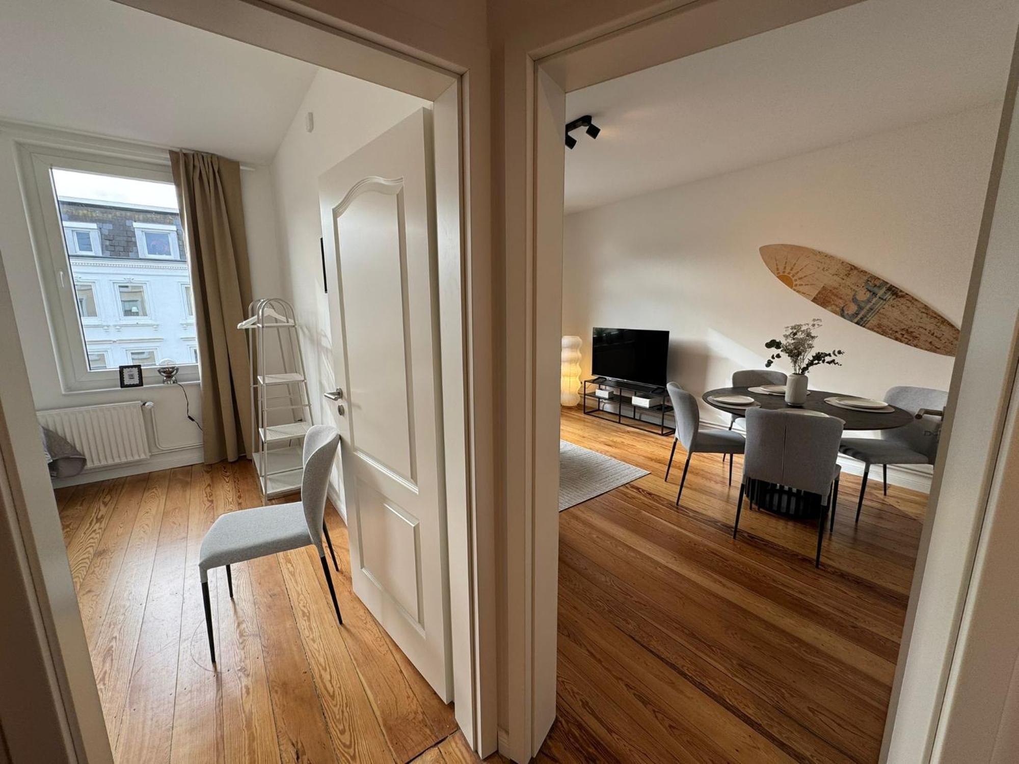 Sadebo Wave 6 Gaeste 2 Schlafzimmer 1 Wohnzimmer